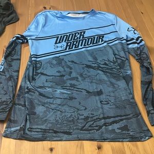 Under armor shirt